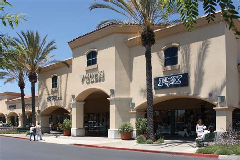 Camarillo Premium Outlets .